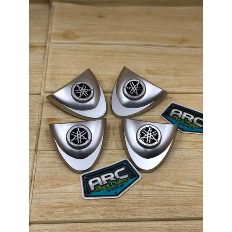 Emblem Logo Silver Panel Depan Yamaha FIZ R F1ZR VEGA R LAMA emblem dasi fiz r vega r lama