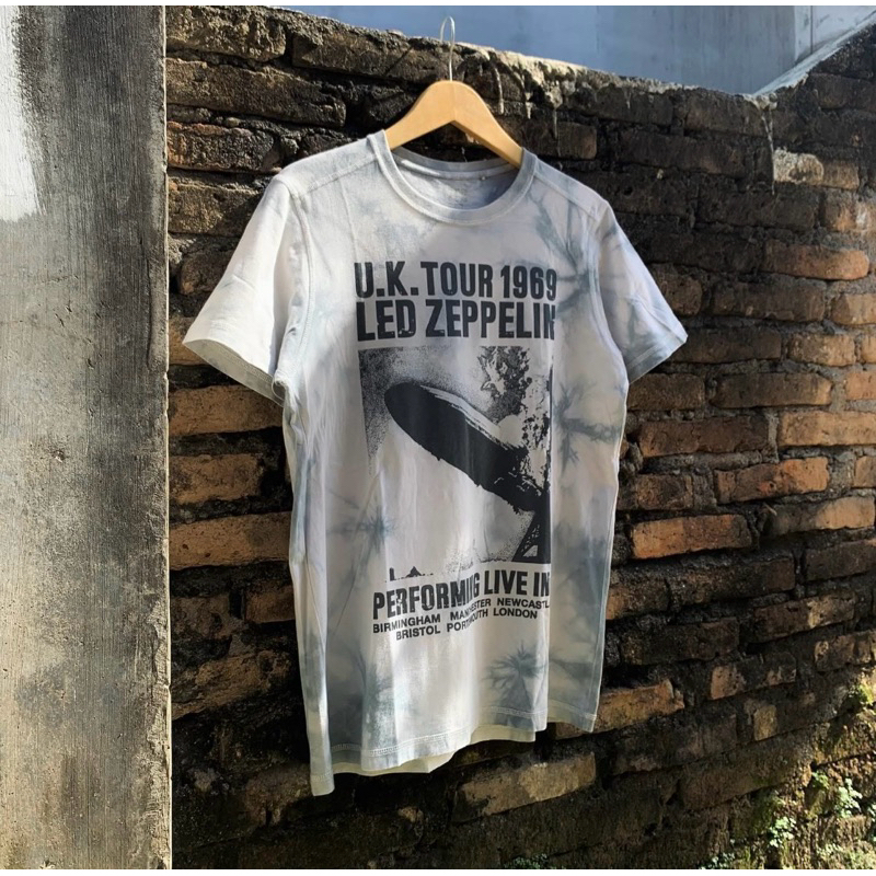 Led zeppelin x Uniqlo | T-shirt tye die