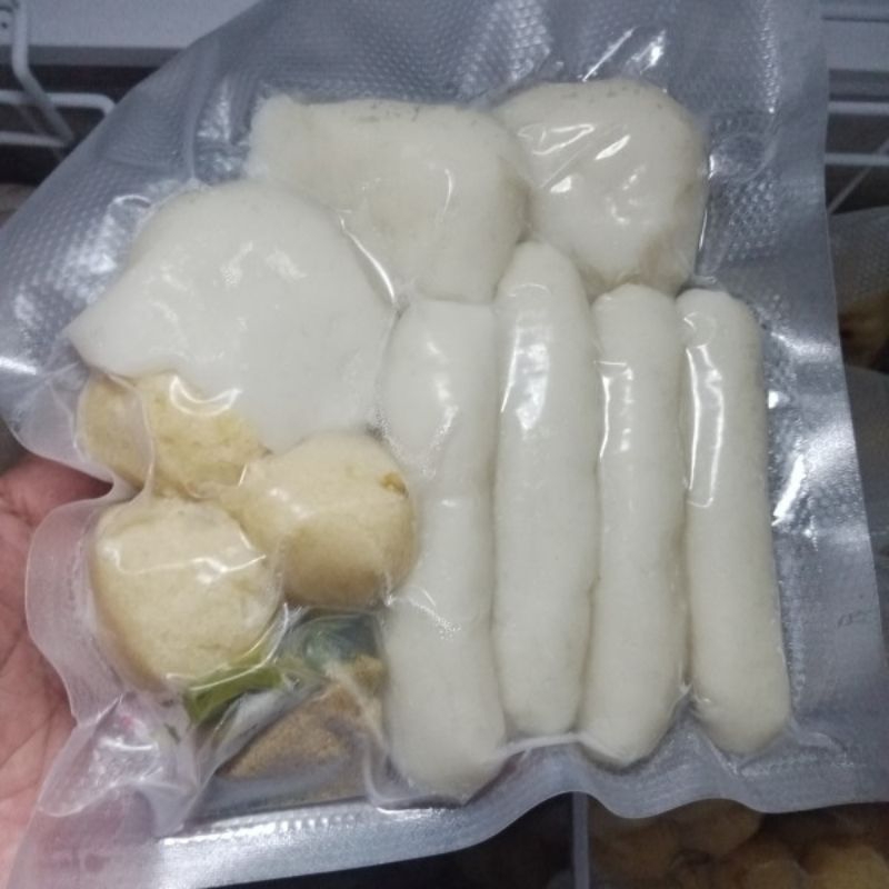 

Pempek campur tanpa kulit isi 10