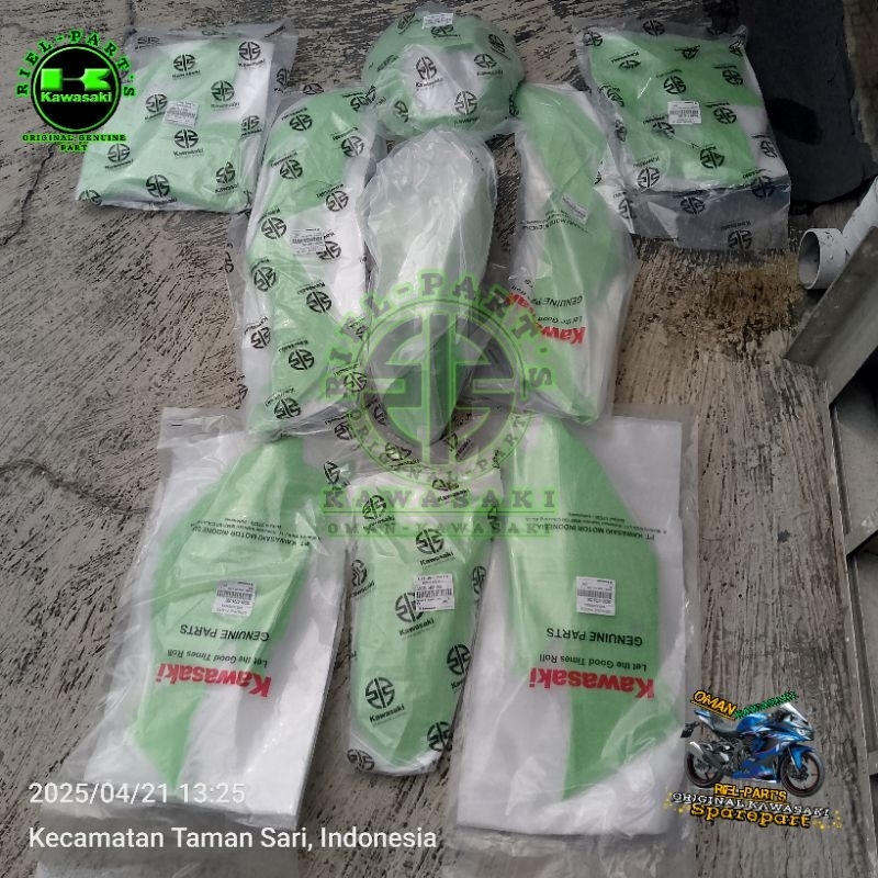 FULL SET BODY KLX 150 SM SE HIJAU POLOS ORIGINAL KAWASAKI