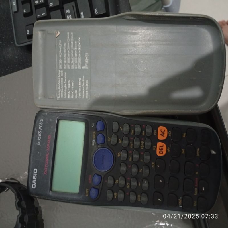 

Preloved kalkulator casio fx-95ES plus