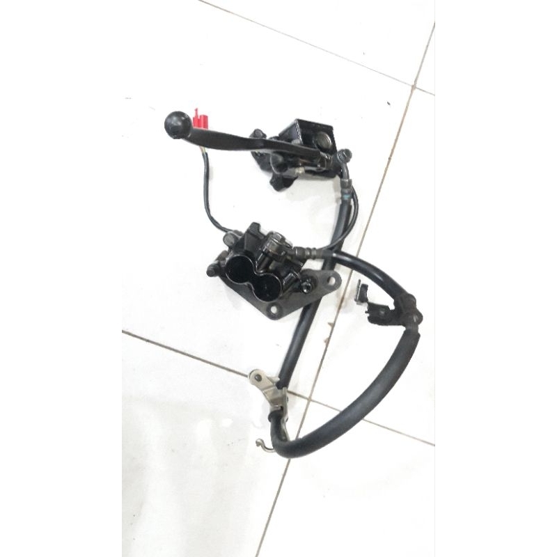 Rem depan r15v3 kaliper depan r15v3 original