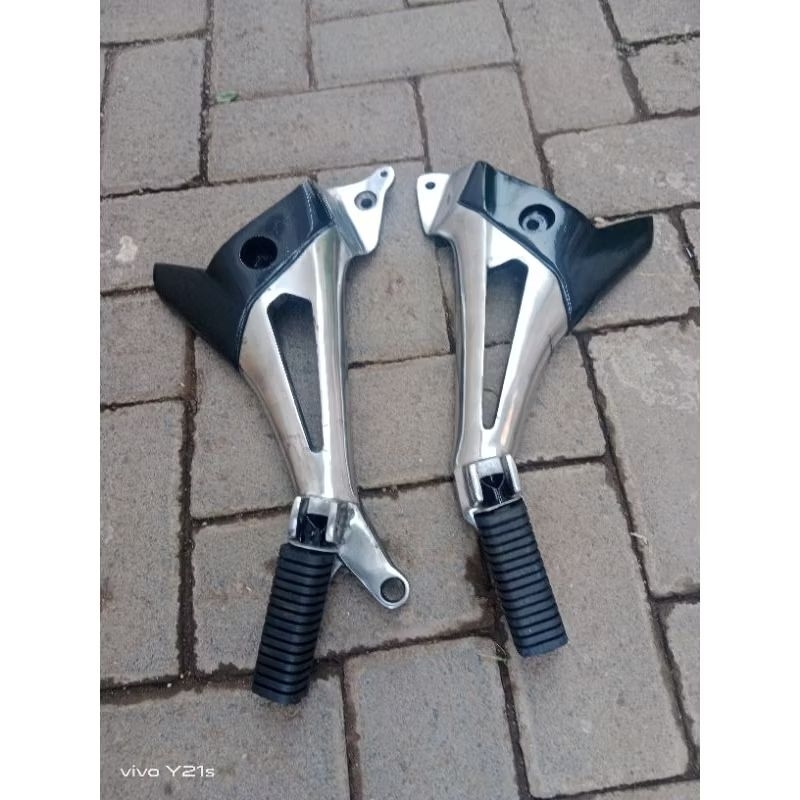 Bostep power postep Revo lama, dudukan futstep motor Supra x 125