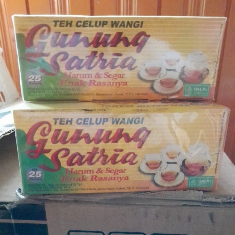 

Teh celup wangi cap Gunung Satria