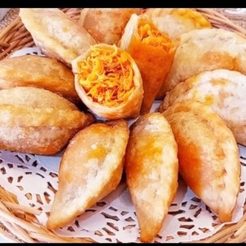 

Cireng isi ayam suwir (Frozen)