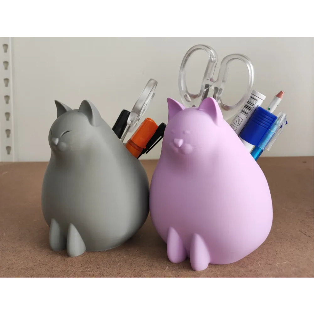 

Holder Pen Kucing – Organizer Alat Tulis Imut & Praktis