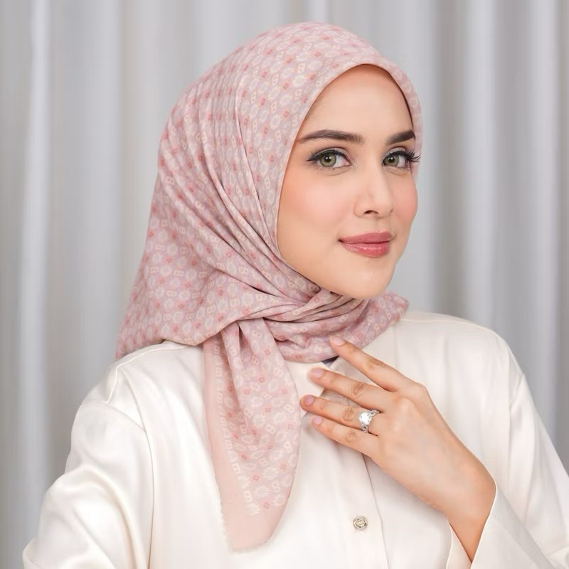 PL Like New - Ikat Series Buttonscarves Misty Rose