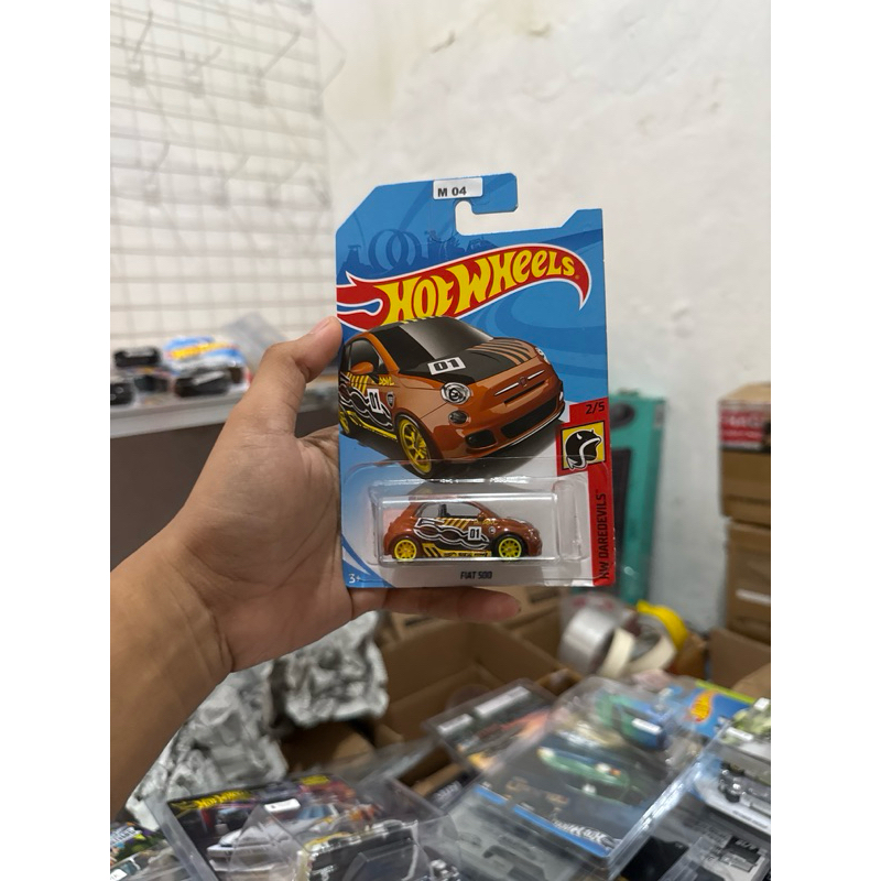 HOT WHEELS STH THS FIAT 500 FREE PROTECTOR
