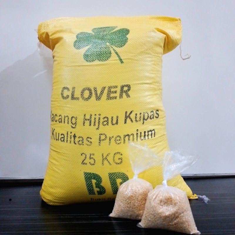 

Kacang Hijau Kupas Clover Repack | 1kg | 500gr | 250gr | [ Original ]