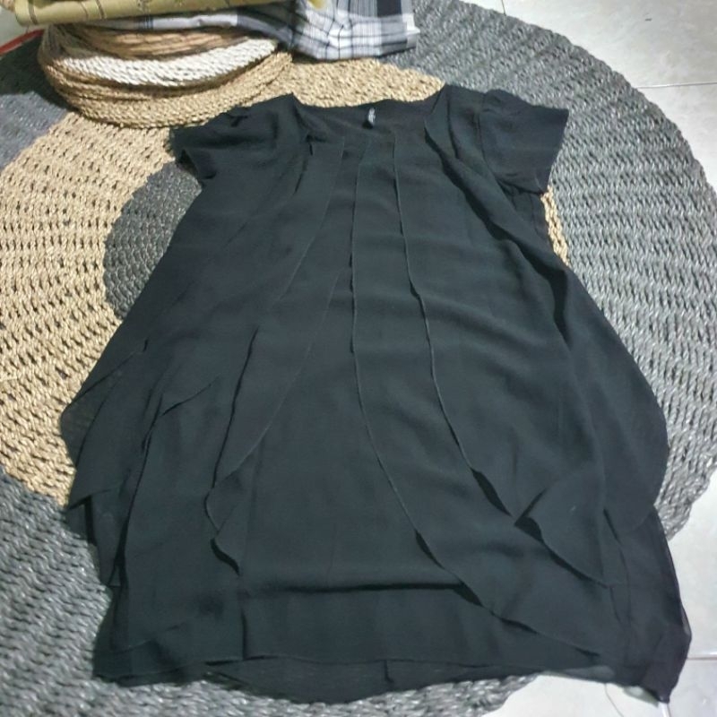 [PRELOVED] Baju Blouse Hitam Wanita Lengan Pendek CAVALIER