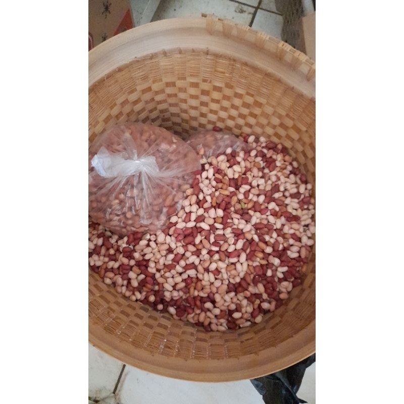 

Kacang Tanah mentah 500 gram