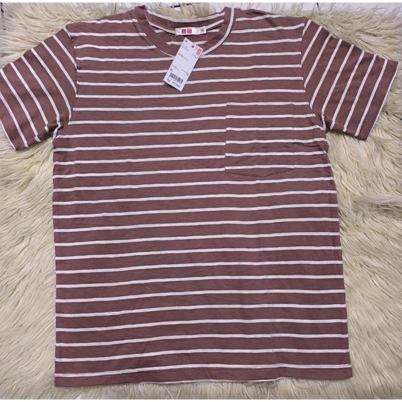 Kaos uniqlo