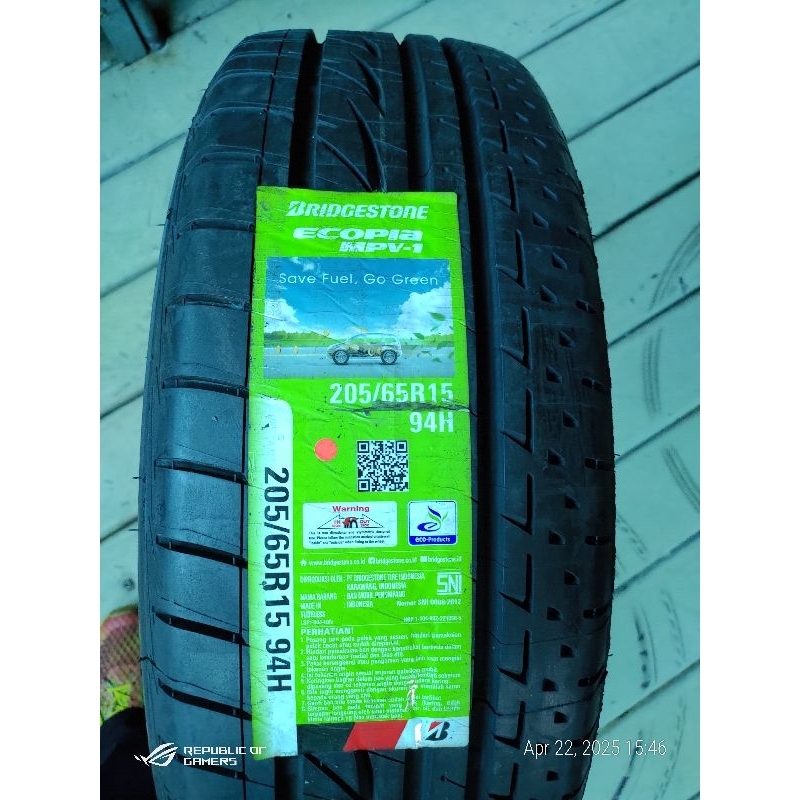 Ban Luar Bridgestone Ecopia MPV-1 205/65 R15