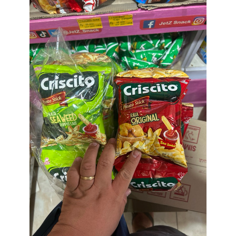 

CRISCITO potato stick 20gr renteng