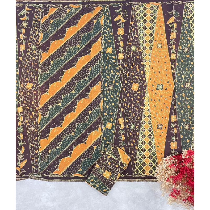 Kain batik sarung tulis batik fariza cirebon khas trusmi katun tulis soft cerah rok wanita baju pria