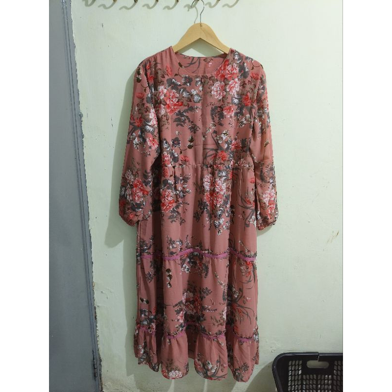 Preloved Dress Pink Bunga