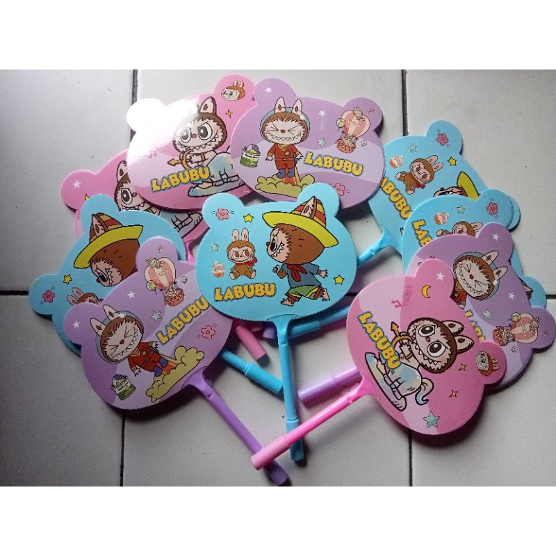 

5pc Pulpen/Bollpoint Kipas Labubu