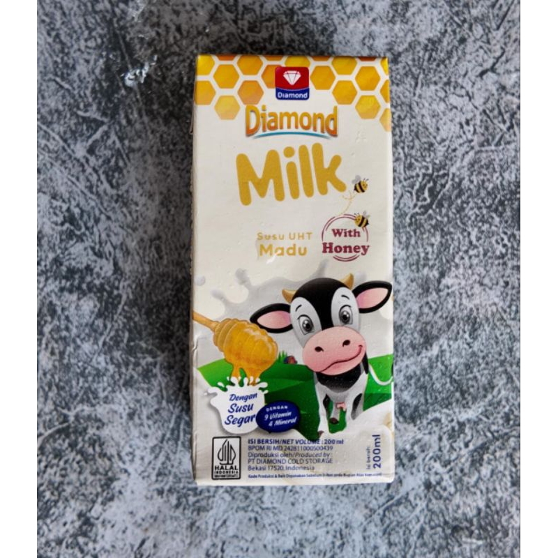 

DIAMOND SUSU UHT MADU 200ml