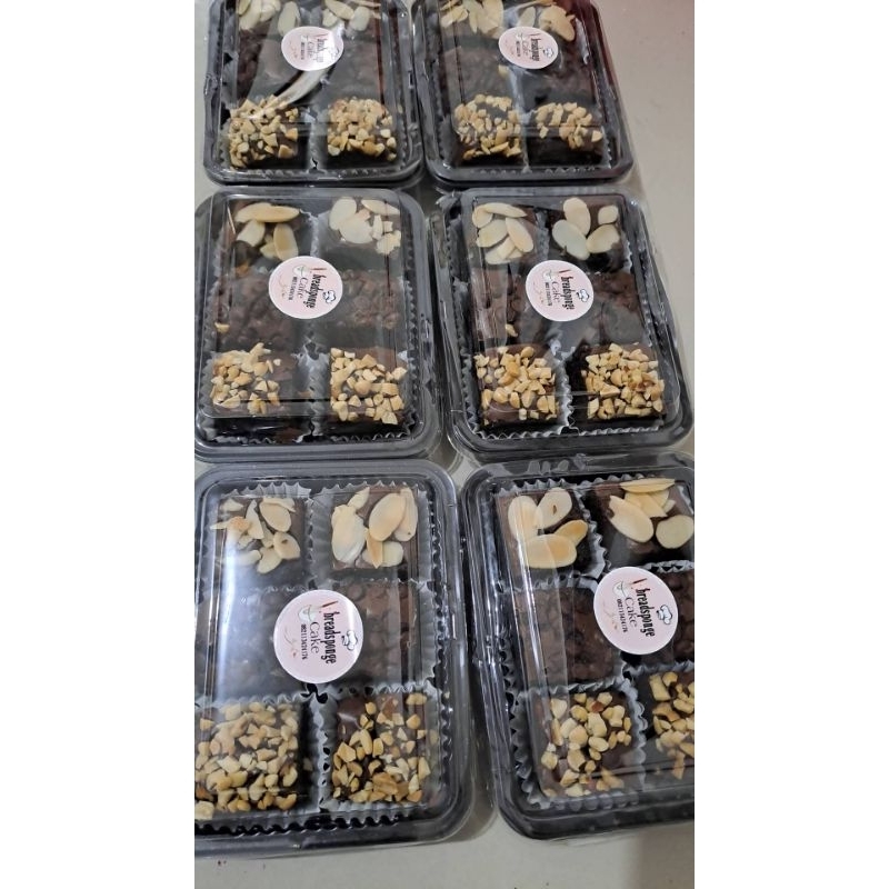 

brownies 6pcs 1 mika