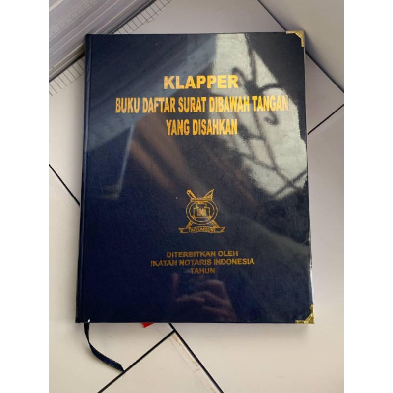 

Klapper buku daftar dibawah tangan yang disahkan