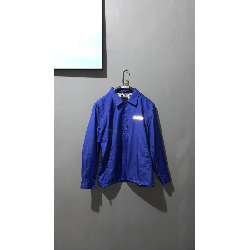 Feltics coach jacket