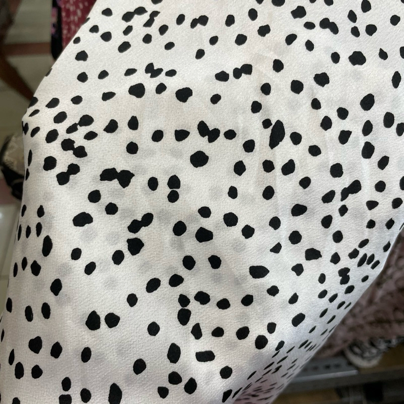 kain satin crepe motif leopard premium - kain silk crepe - kain satin crinkle - kain satin style pre