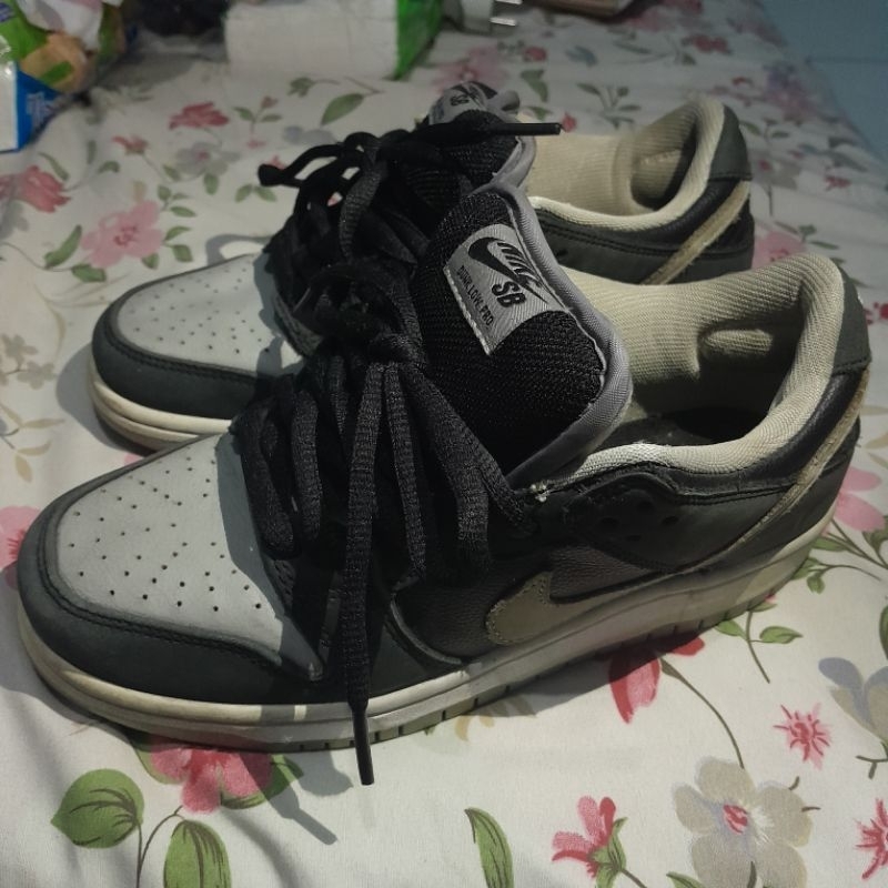 Sepatu Thrft/Second Nike SB Dunk Low J-Pack Shadow Black Grey size 36/22,5