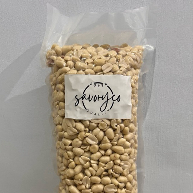 

Kacang kupas mentah (blanched peanuts) 500gr & 1kg- kualitas super