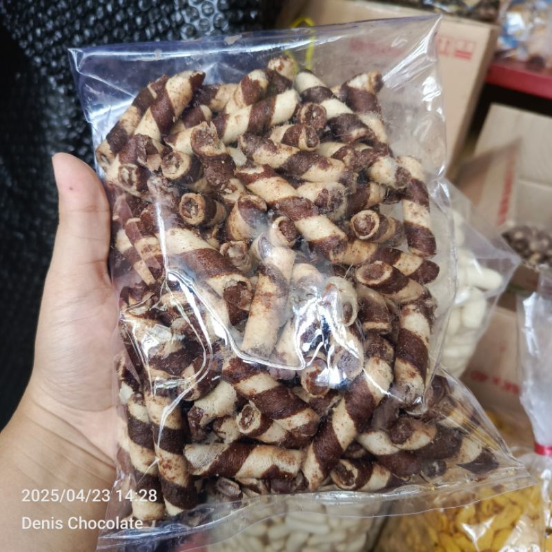 

Patahan Astor Coklat Mayora