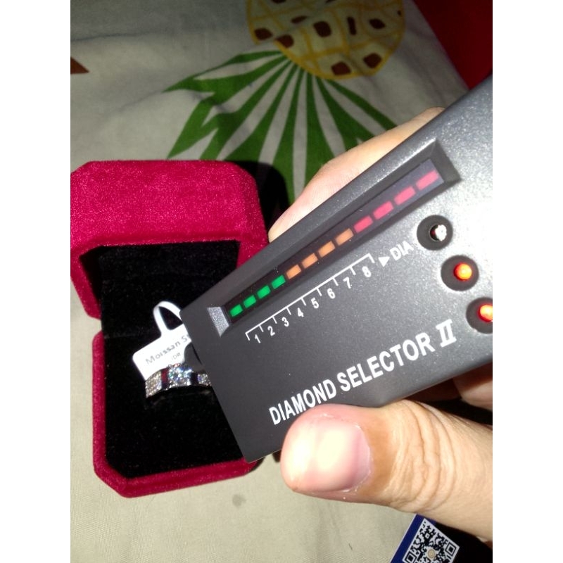 Cincin Pria Wanita Moissanite Lengkap