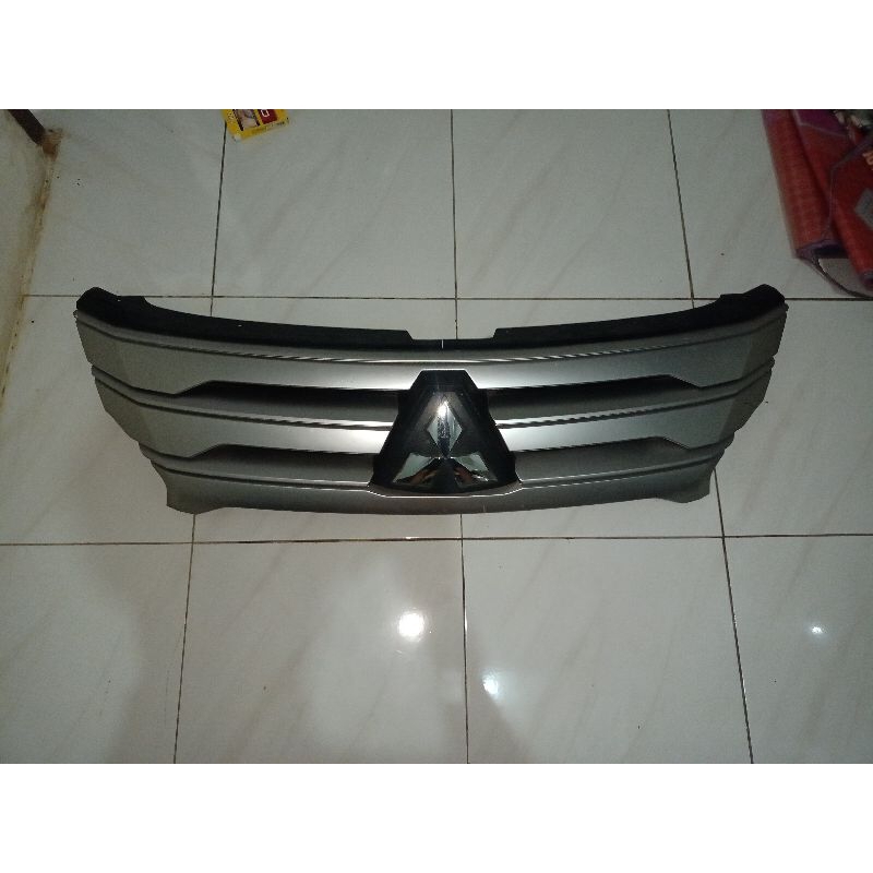 grill Mitshubishi all new Pajero sport 2022 2023