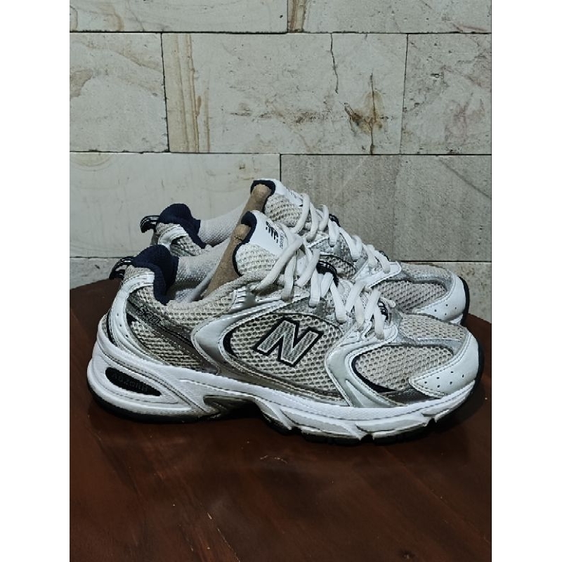 530 Retro White Indigo