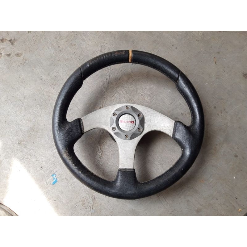 stir mobil racing momo