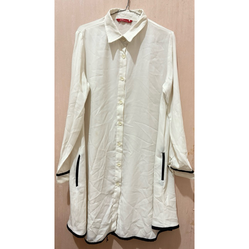 PRELOVED TUNIK ZOYA SIZE S