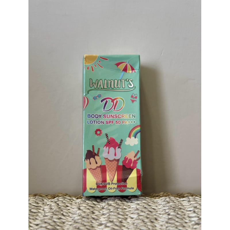 DD Walnut’s Body Sunscreen SPF 50PA++ ORI Thailand