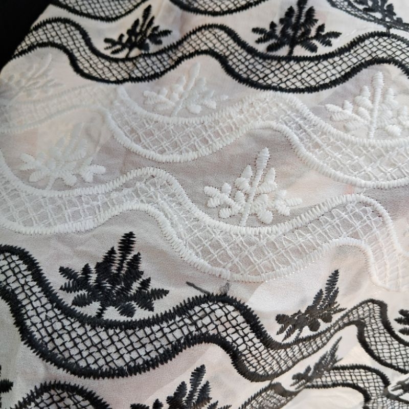 kain organza bordir | organza bordir premium motif salur | kain chiffon bordir harga 0.5m
