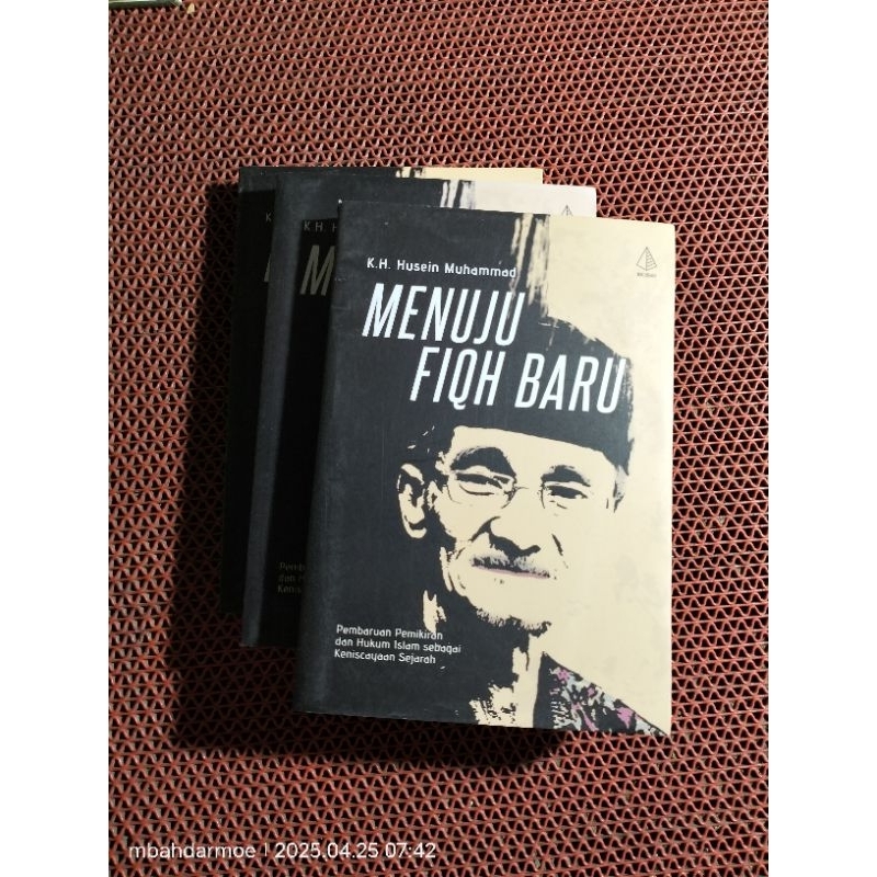 

bukumenujufiqhbaru