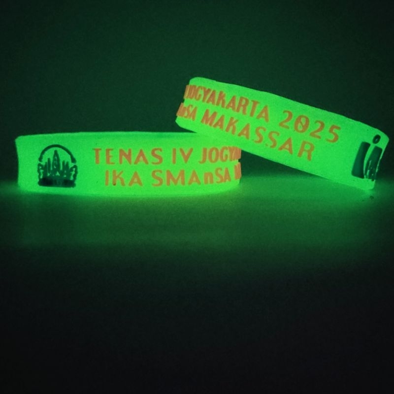 Gelang Karet Custom Motif Gambar Sendiri Suka Suka Glow In The Dark