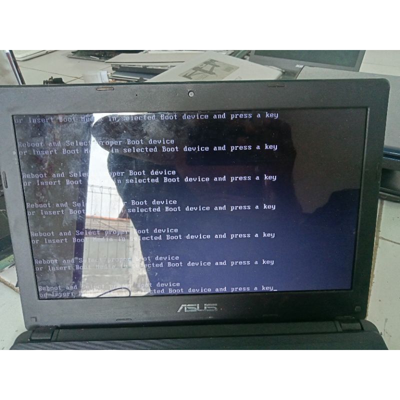 LCD LED 14 INCH TEBAL 40 PIN