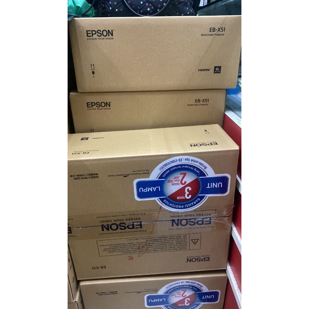 PROJECTOR EPSON EB X51