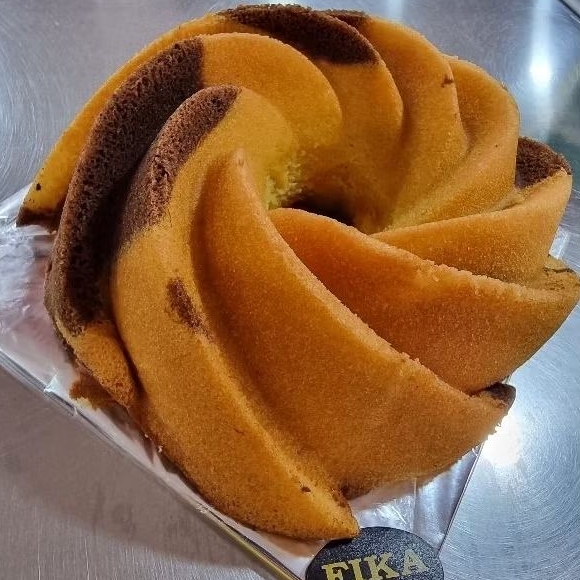 Marmer Cake Premium Fika Cake & Bakery Rasa Lembut Dan Cocok Buat Hidangan