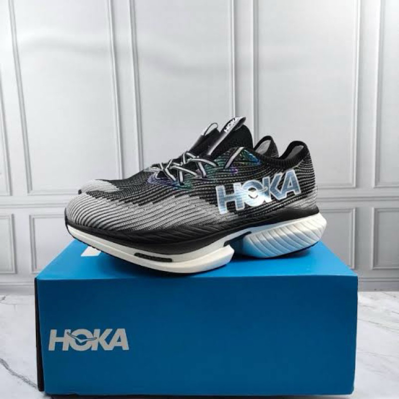 hoka cielo x1