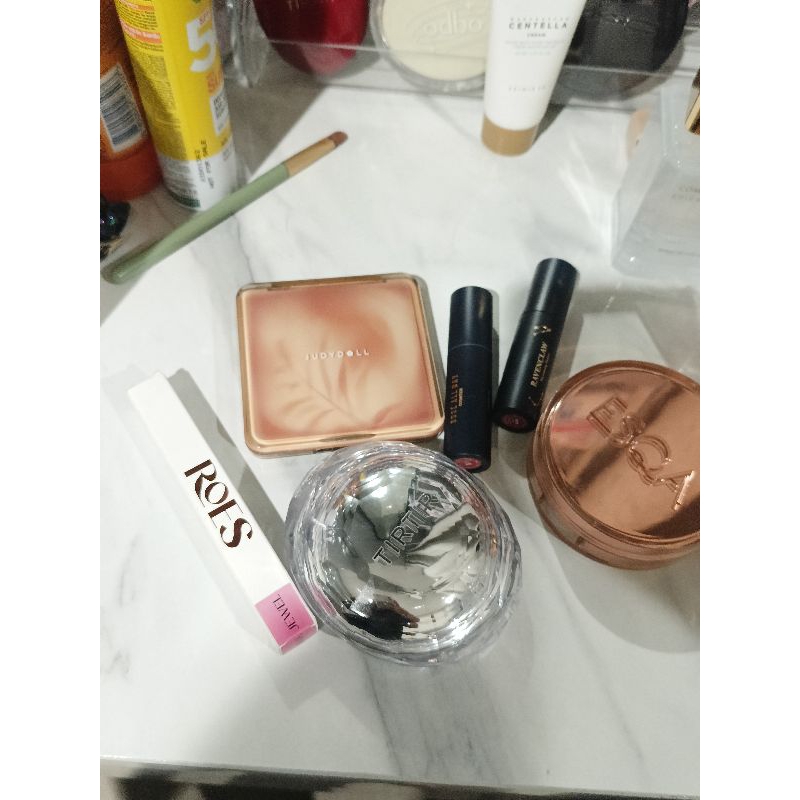 Preloved Make Up, BACA DESKRIPSI, Preloved, esqa, ESQA, cushion, lipstik,lipstick, lip balm, tirtir,