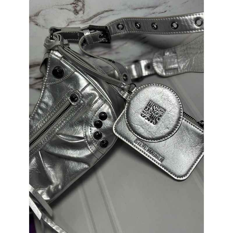 Preloved tas Steve Madden BGLOWING Women's Crossbody Bags- Silver