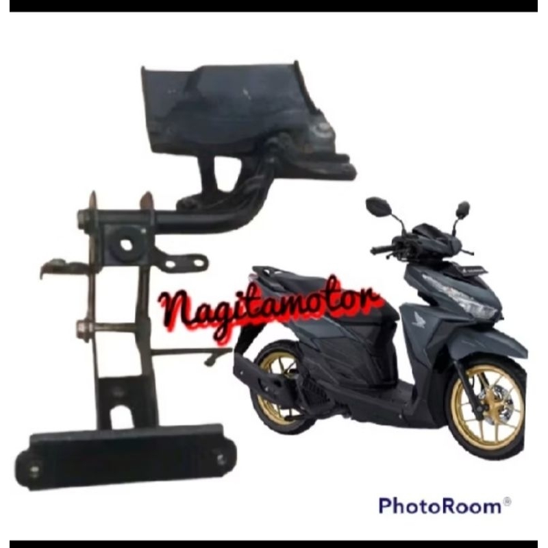 64223 - K59 - A70 - breaket stay comp dudukan lampu depan vario 150 new vario 125  old