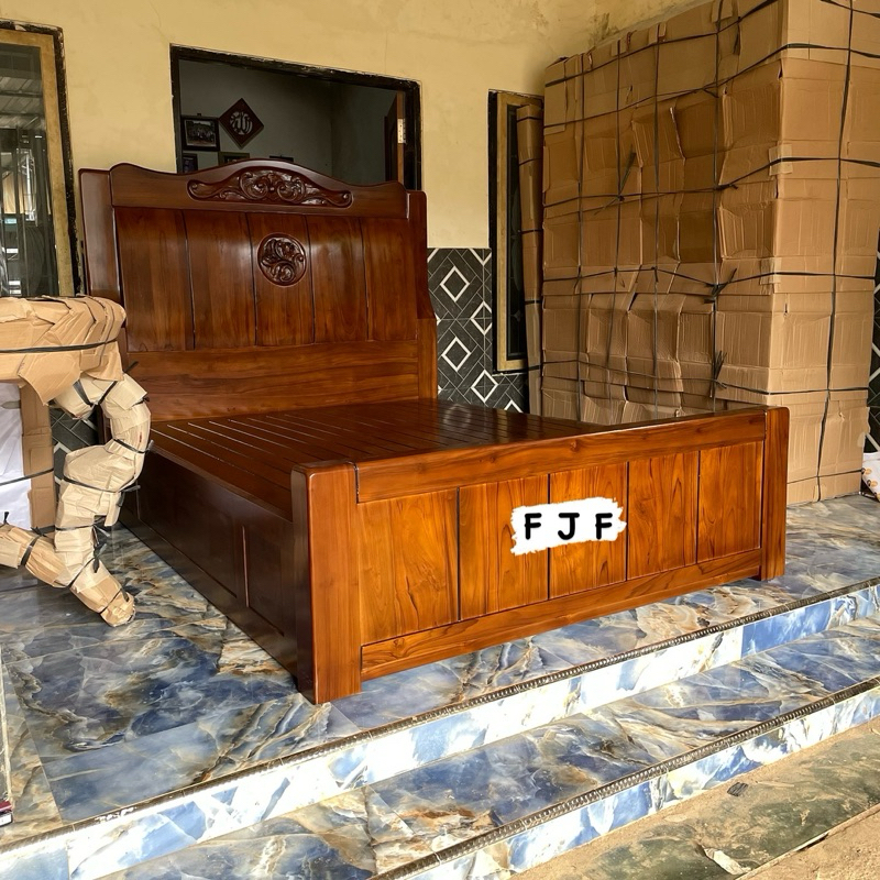 Dipan Laci Bawah Tempat Tidur Mewah Minimalis Jati Tua