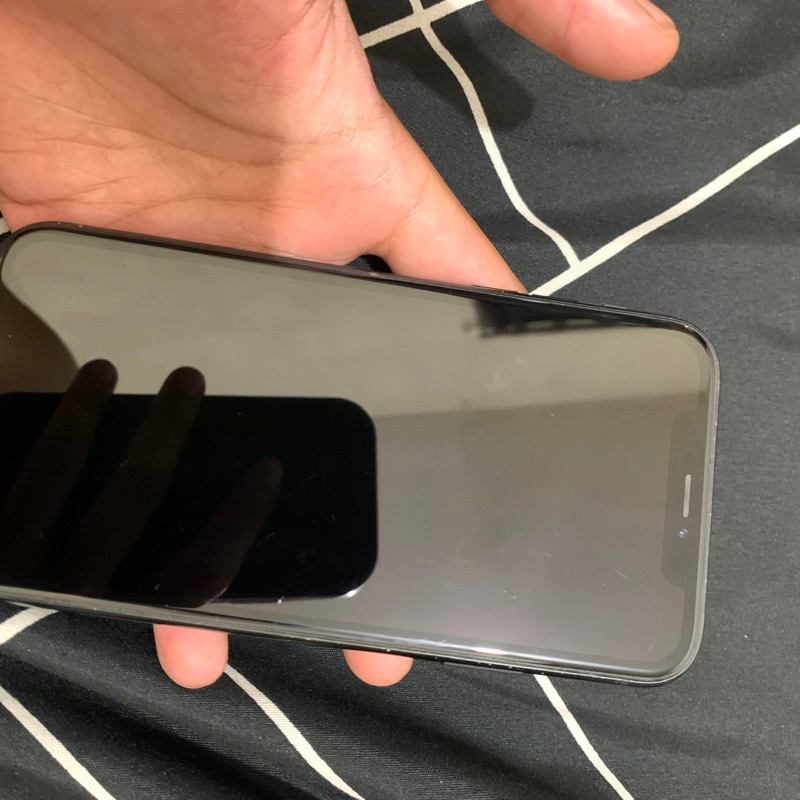 iphone xr 64gb hitam bekas second mulus all operator