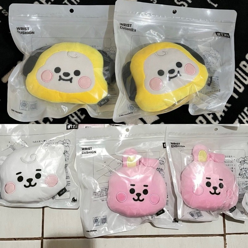 [Ready Stock - Official - Baca Deskripsi] BT21 Wrist Cushion Chimmy