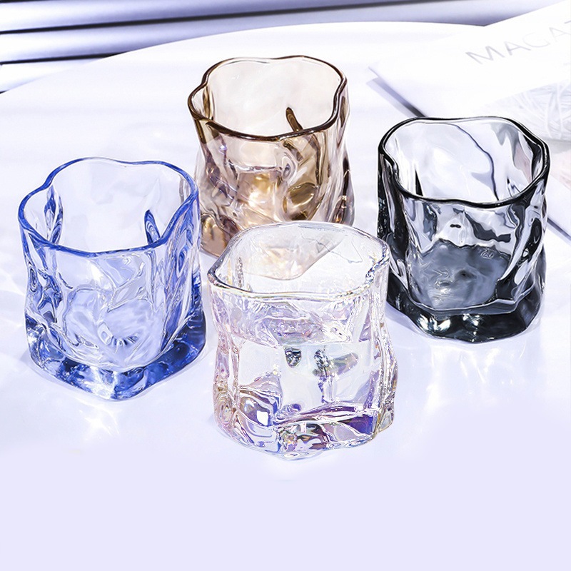 Gelas Whisky Premium 190ml – Kristal dengan Sentuhan Desain Abstrak