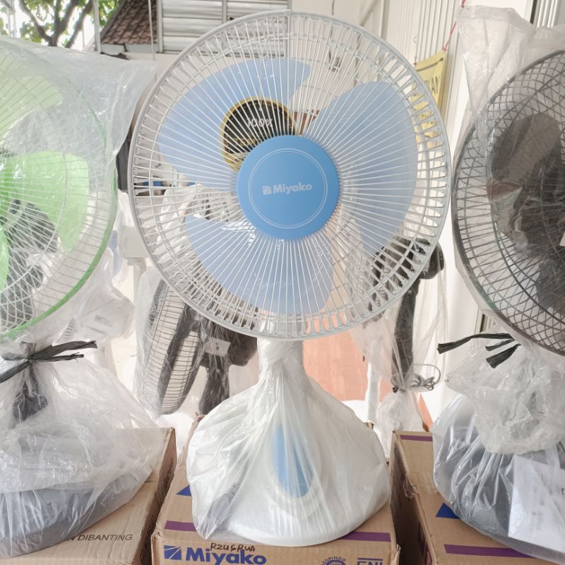 Desk Fan Kipas Angin Meja Miyako 14 inch & 9 inch